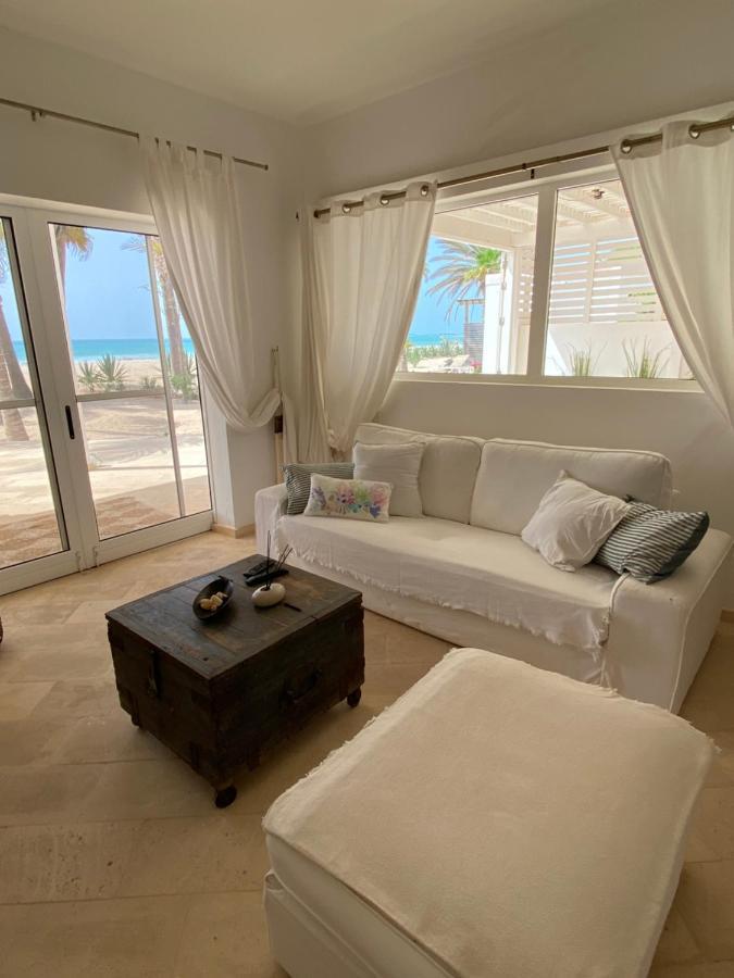 Villa Nº 25 Alfredo Marchetti Suites On The Beach,Praia De Chaves Bv Rabil Exterior photo